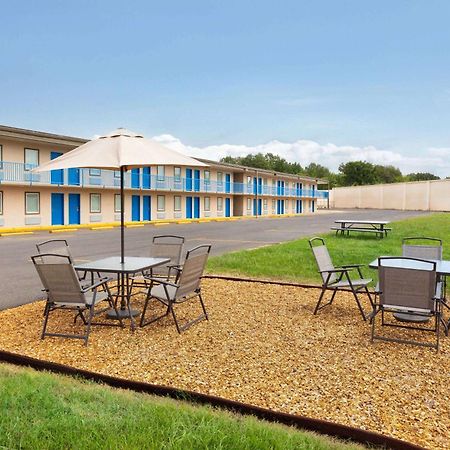 Отель Super 8 By Wyndham Paducah I-24 Exit 4 Экстерьер фото