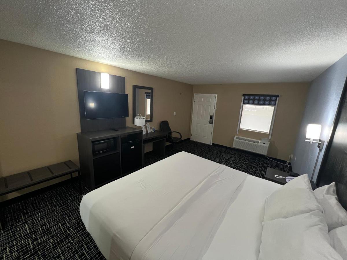 Отель Super 8 By Wyndham Paducah I-24 Exit 4 Экстерьер фото