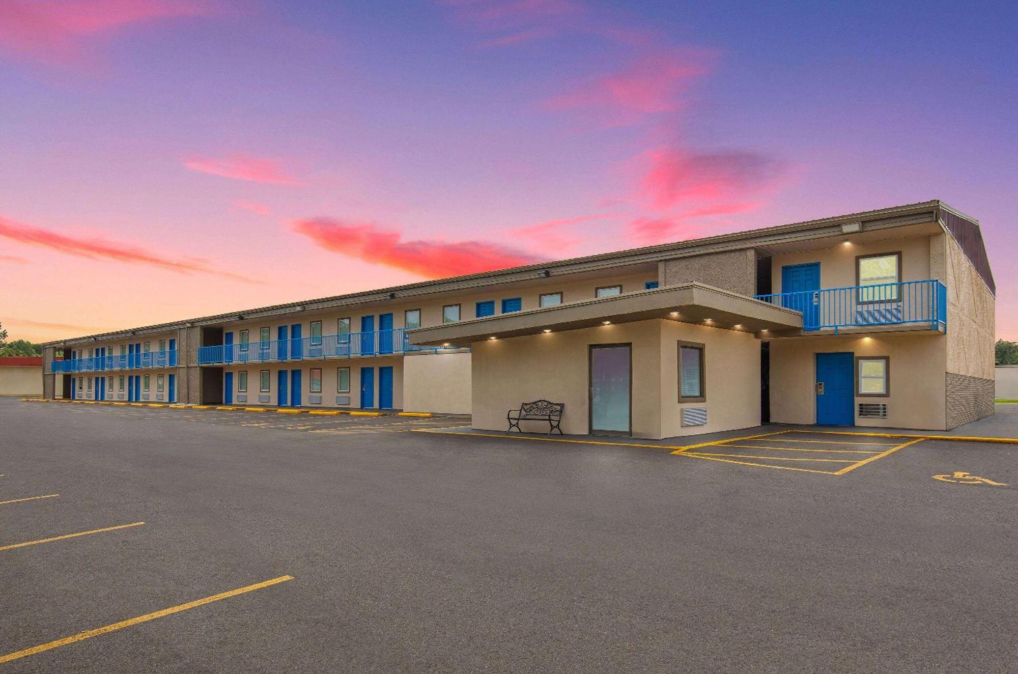 Отель Super 8 By Wyndham Paducah I-24 Exit 4 Экстерьер фото